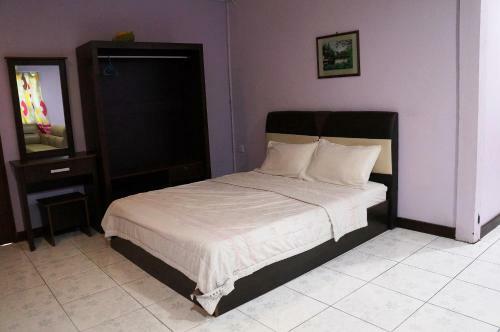 Hotel Oyo 90517 Kevno Homestay