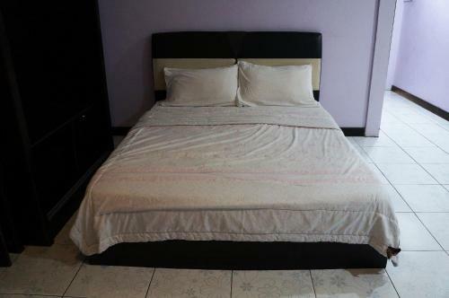 Hotel Oyo 90517 Kevno Homestay