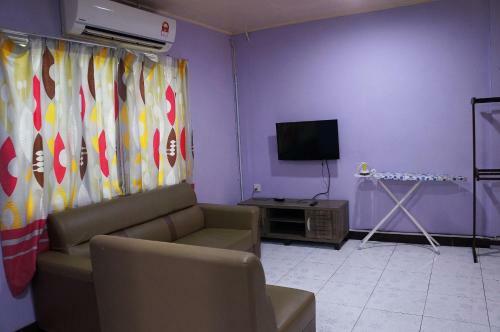 Hotel Oyo 90517 Kevno Homestay