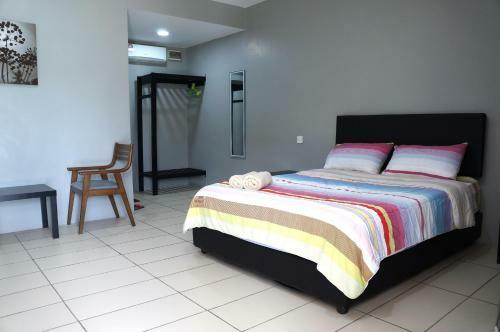 Hotel Oyo 90517 Kevno Homestay