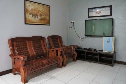 Hotel Oyo 90517 Kevno Homestay