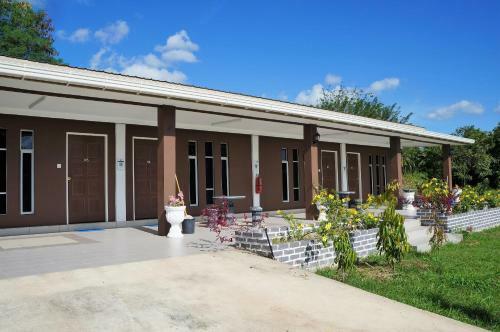 Hotel Oyo 90517 Kevno Homestay