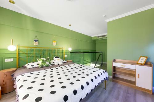 Locals Apartment Inn 00