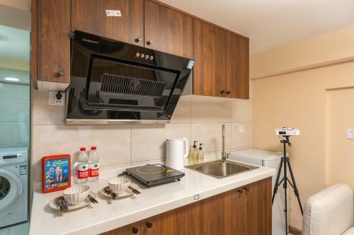 Locals Apartment Inn 38
