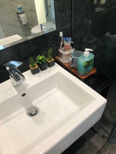 Sam N' Sea 2 Bedrooms Seaview Aparthotel - Altara Quy Nhon