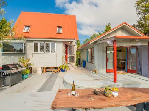 Bonnie Doon - Cooks Beach Holiday Home