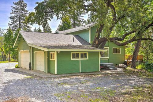 Apple Hill Home 10 Acres With Beautiful Views!