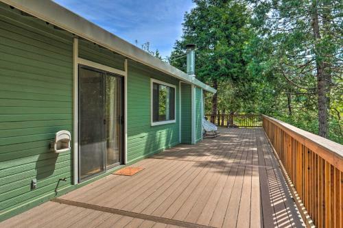 Apple Hill Home 10 Acres With Beautiful Views!