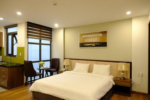 Jb Central Apartment
