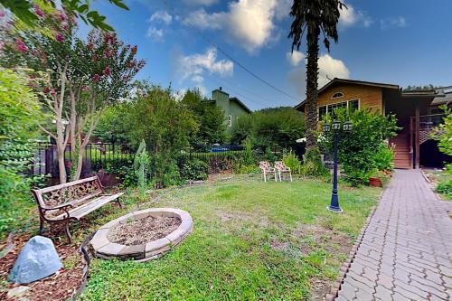 Bent River Bungalow