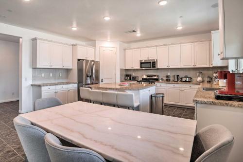 Idyllic Indio Oasis With Golf Resort Amenities!
