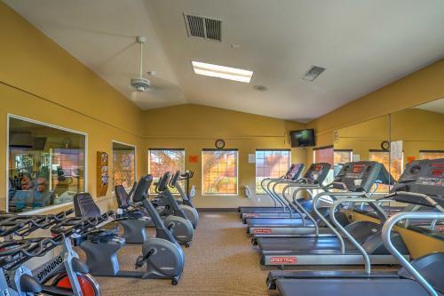 Idyllic Indio Oasis With Golf Resort Amenities!