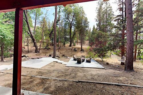 Paradise In The Pines