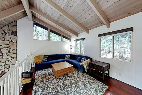 Paradise In The Pines