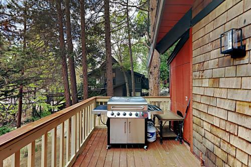 Paradise In The Pines
