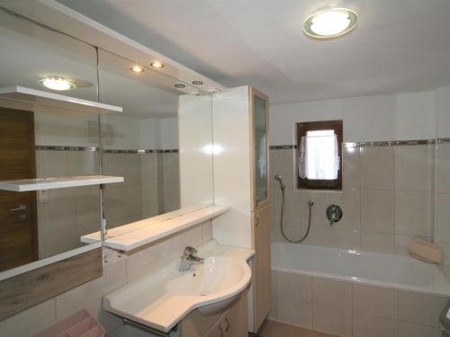 Holiday Home Ferienhaus Lamplberg