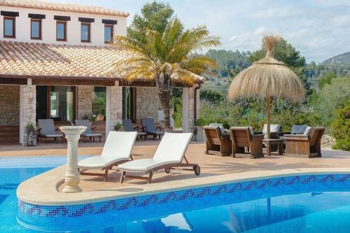 Villa Oodles Retreat
