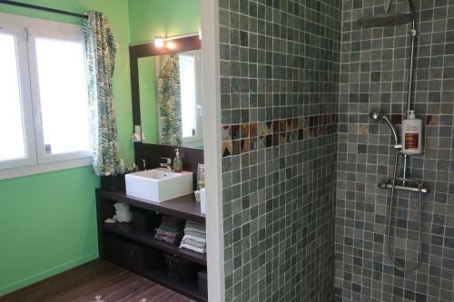 Villa Maison Moderne Tr�s Calme Campagne Et Mer 6 Pers
