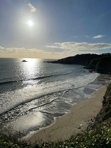Charming 3 Bedroom Cottage - Praa Sands