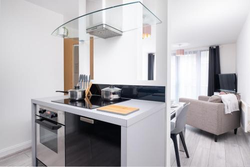 Unique Boutique Apartment 2 Bed - Free Parking.