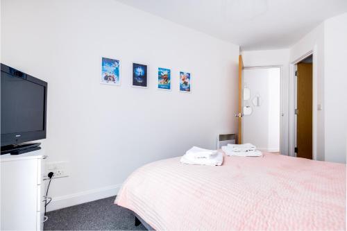 Unique Boutique Apartment 2 Bed - Free Parking.