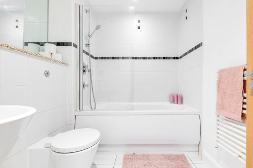 Unique Boutique Apartment 2 Bed - Free Parking.