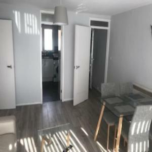 Apartamento Modern 2 Bed Apt. 5 Mins To Common Wealth Games