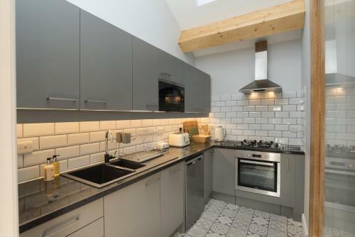 Summerhouse Luxury Holiday Lets