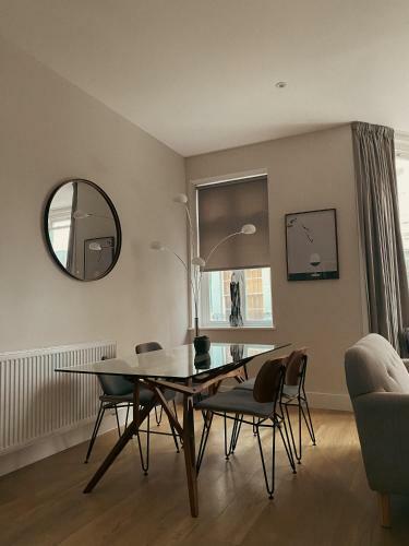 Salt Life Contemporary Apartment