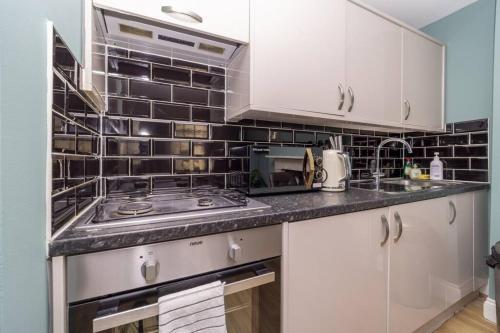 Apartamento Tropical Sunny 2 Bed Flat Seafront Slp 6