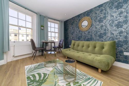 Apartamento Tropical Sunny 2 Bed Flat Seafront Slp 6