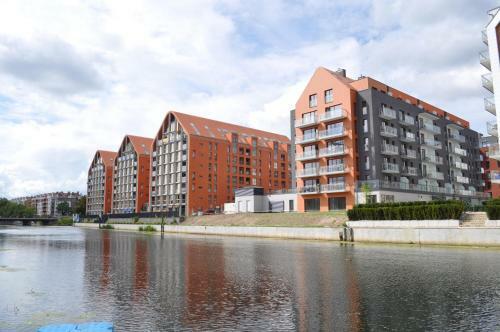 Granary Island Apartment