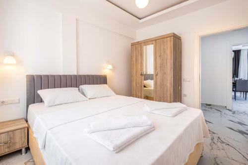 Apartamento Golden Rose Otelcilik