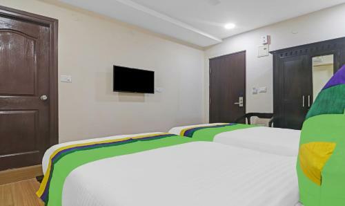 Treebo Trend Hotel Purple Square