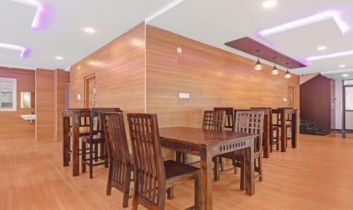 Treebo Trend Hotel Purple Square