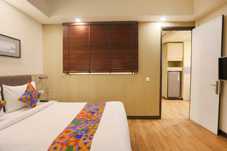 Treebo Trend Hotel Avr