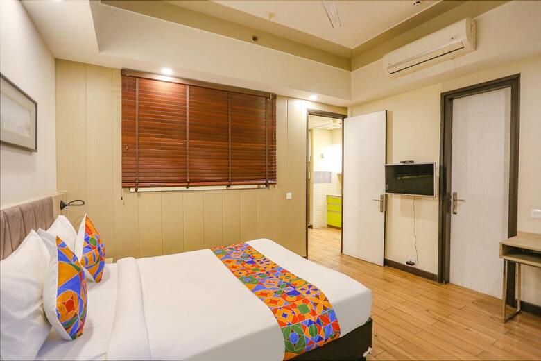 Treebo Trend Hotel Avr