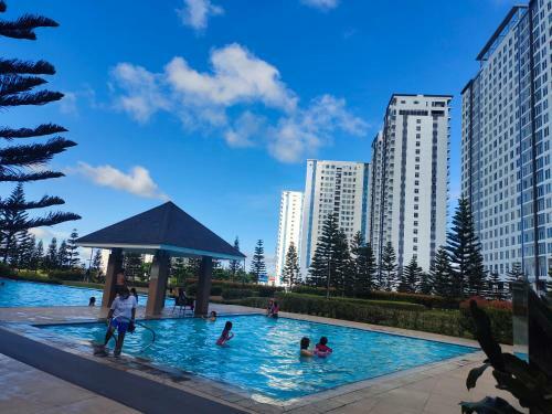 Apartamento Tagaytay Lounge By: Amber's Abode