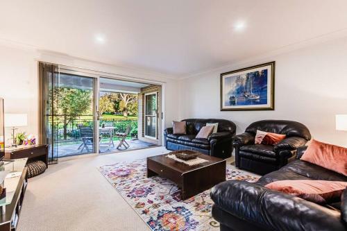 Park View Mudgee- Relax And Stroll To Everything! 3bdrm W Park Views