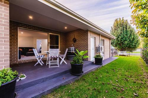 Park View Mudgee- Relax And Stroll To Everything! 3bdrm W Park Views