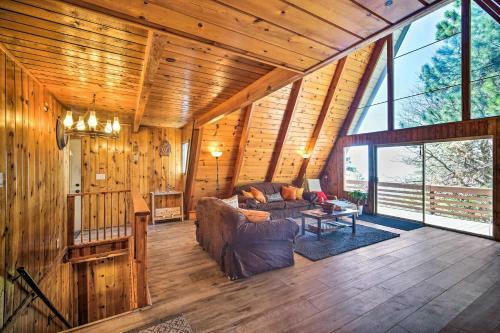 Running Springs Cabin With Large Deck And View!
