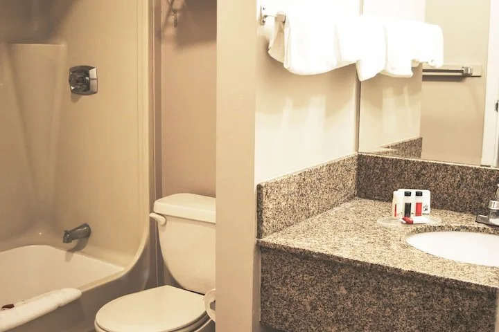Hotel Ramada Limited Quesnel - Standard Cb