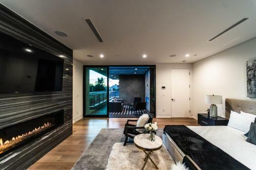 Oak Villa