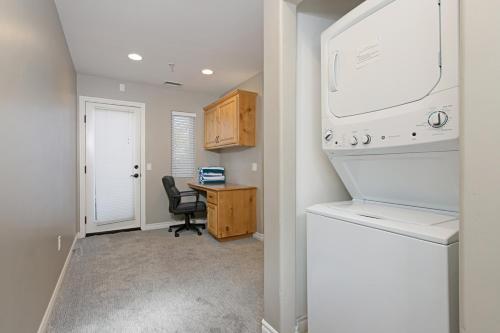 Pacific Beach Basecamp Unit 205