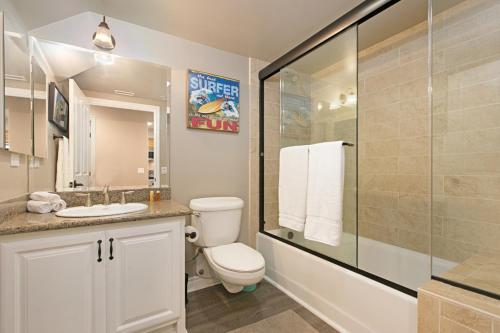 Pacific Beach Basecamp Unit 205