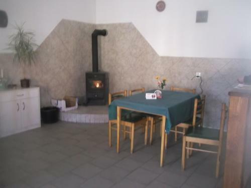 Hostal Restaurace S Ubytov�n�m
