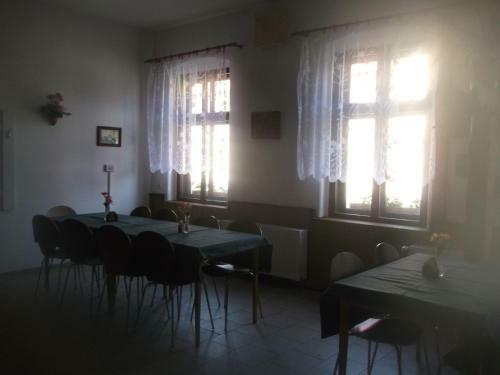 Hostal Restaurace S Ubytov�n�m
