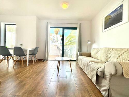 Cozy Apartment With 2 Bedrooms And Pool In Los Cancajos
