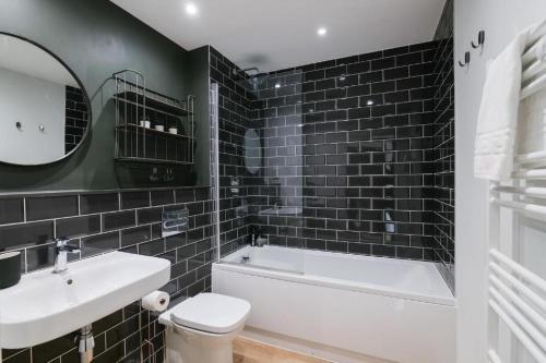Modern Apartment In City Centre