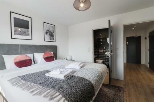 Modern Apartment In City Centre